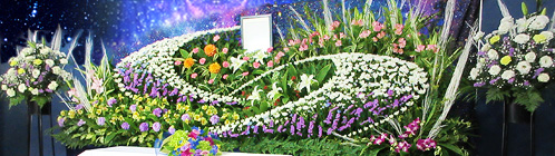 【アルタイル 54】小規模の葬儀の供花(故人に供える花)のあるスタンダードプランです。